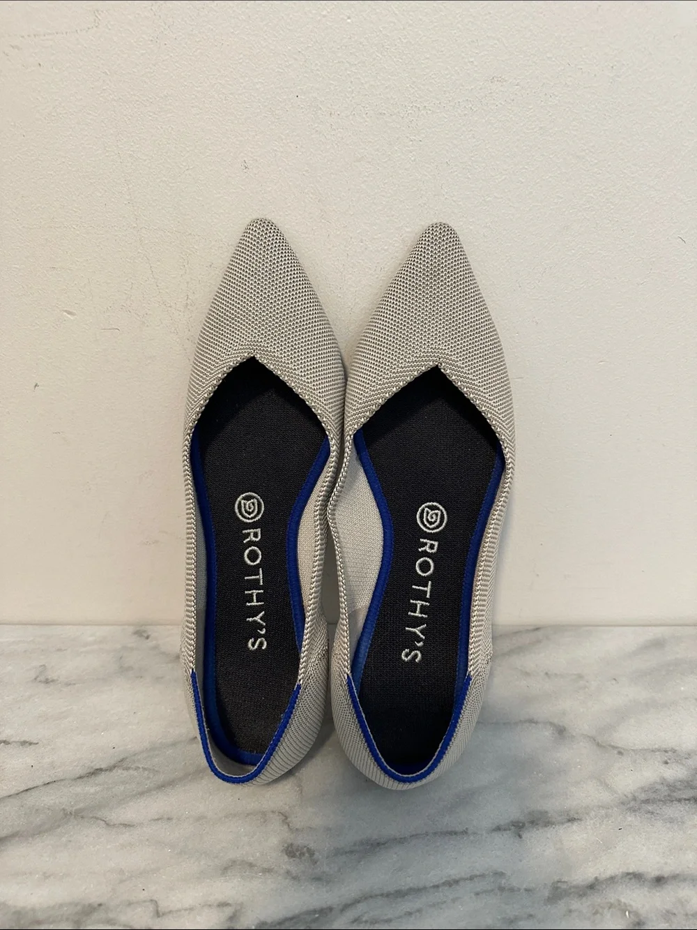 Rothy's Pointed Knit Flats in Light Gray with Blue Trim women’s sz 8.5